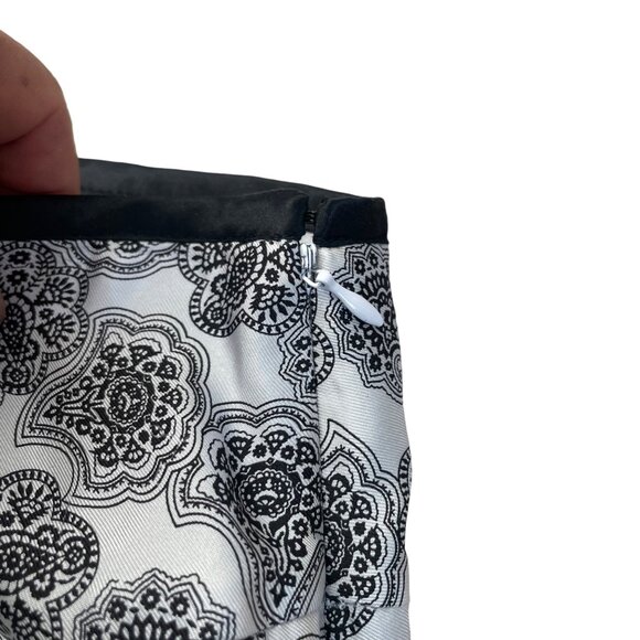 White House Black Market Silk Printed Skirt Size 0 - Picture 6 of 8